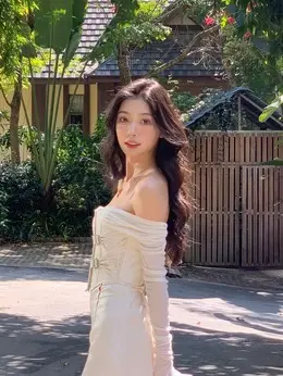 易梦玲